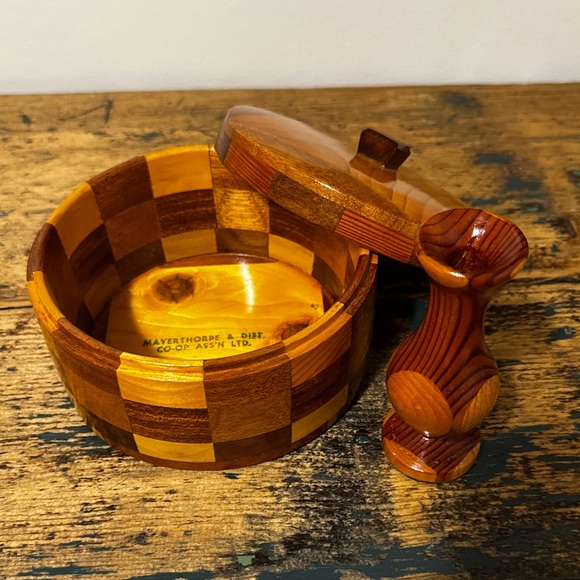 Wooden Checkered Box and Vase Set - Picture 3 of 5